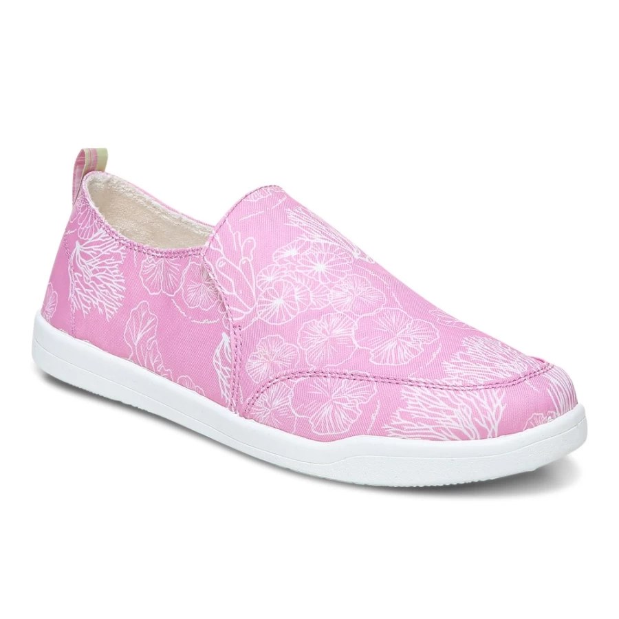 VIONIC Women's Malibu X Proteus Comfortable Slip-On Sneakers
